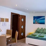 Blue Line Apartements Appartamento