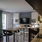 Blue Line Apartements Appartamento *