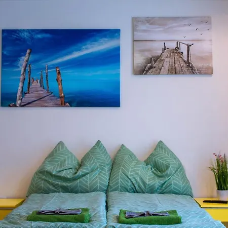 Blue Line Apartements *